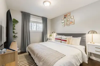 Image de Charming 2-bedroom apt in quiet Riverside in between airport and Kansas City
