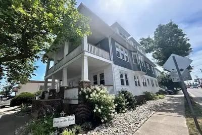 Image de Charming 2-bedroom apartment, steps from the Wildwood Beach and Boardwalk