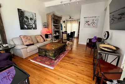 Image de Walk to Beach & Town. Charming Encinitas 3-bedroom House: Ac, Yard, Dogs Welcome