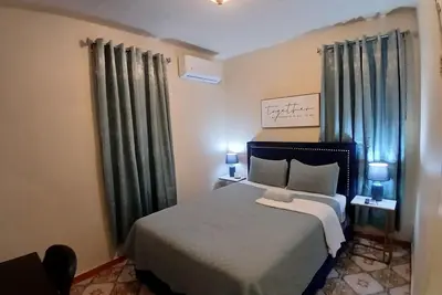 Image de Charming 2-bedroom apartment in delightful San Juan with Ac, WiFi.