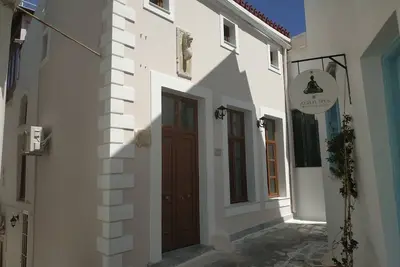 Image de 5 minutes walk from Port! Cozy Maisonette in Tinos Town