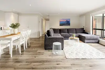 Image de Cozy 3br Home by Melb Airport, Cbd & Watergardens