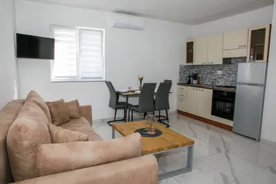 Image de Appartement d'une chambre avec le balcon Vrsi - Mulo, Zadar (A-24110-c)