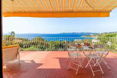 Image de Villa pour 6 personnes - Vue mer et Piscine