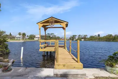 Image de Waterfront Angler’s Paradise, 3br/2. 5ba w/ Dock, Boat Ramp, Kayaks, HorseShoes, CornHole, Ping Pong