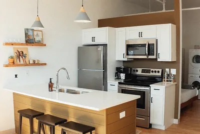 Image de Furnished Apartment Monthly Rental w/ Gym | 204