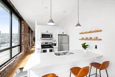 Image de Enger Lofts w/ Gym, Elevator, Coffee Shop | 207