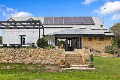 Image de Historical Cheese Factory Retreat - 727 Randell Rd