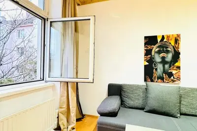 Image de Cozy 4br Apt for 12p Near Fac Platz
