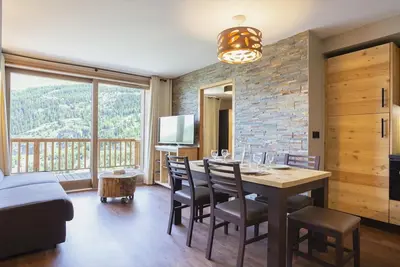 Image de Appartement dans les Alpes avec Spa & Piscine