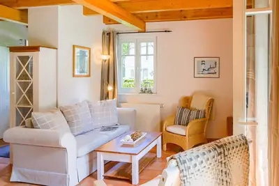 Image de Holiday home Haus Zingst 14a