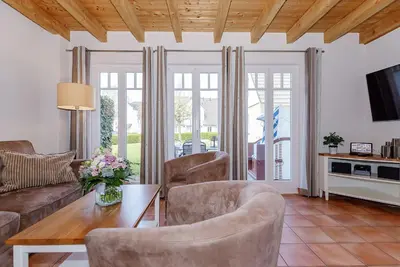 Image de Holiday home Haus Zingst 13b