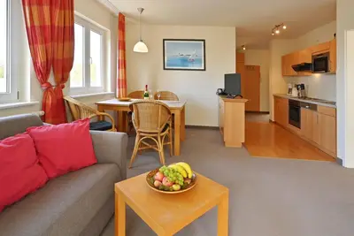 Image de Ferienwohnung 12 für 6 Personen strandnah in Sellin auf Rügen Villa Celia Wlan Sauna