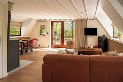 Image de Bungalow with private outdoor sauna and stove