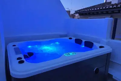 Image de Center Apartment La Maleta Be Jacuzzi y Wifi