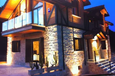 Image de Modern design country house with fantastic qualities, jacuzzi, air conditioning, etc etc