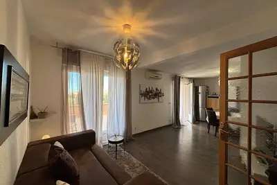 Image de Appartement 3 pièces, 6 couchages, climatisé avec Wi-Fi, L'Île-Rousse