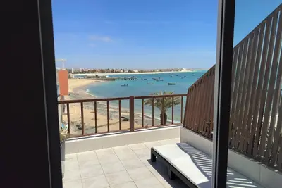 Image de Beachfront penthouse with wifi - Tud Dret 4