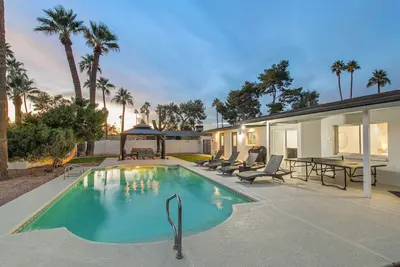 Image de Scottsdale Classic - Luxury Home w/ 5 Beds & Pool!