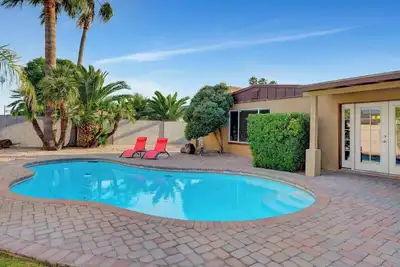 Image de Scottsdale Living - Deep Pool & Outdoor Paradise!