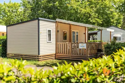 Image de Mobil-home | Premium Azure | 3 Ch. | 6 pers. | Terrasse surélevée | A/C | Tv