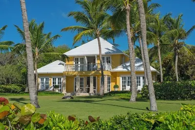 Image de 3br Ocean View Unit! Pool, Pets Allowed, Free Parking & On-site Restaurant!