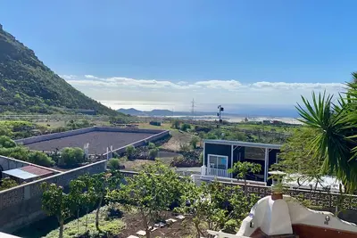 Image de Eden's Retreat - Grand Terrace, Sea Views & Horses - Luxury Nature Escape