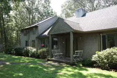 Image de Hidden gem with private beach minutes to town