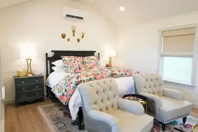 Image de Luxury King Suite with private hot tub and firepit in the heart of wine country