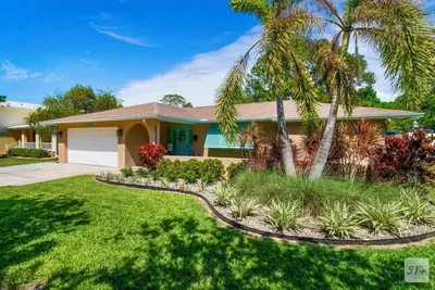 Image de Coastal Retreat 4 Rooms, Minutes From Clearwater & Indian Rocks Beach