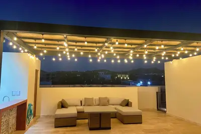 Image de Ph with Private Rooftop in Cabo San Lucas Great Location! Close to everything!