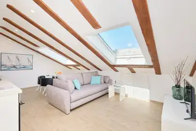 Hedera Estate, Hedera A59