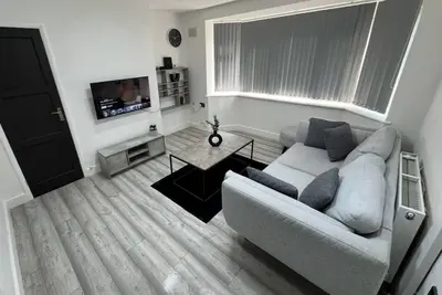 Image de Modern 1-Bedroom Home Near City Centre Great Stay