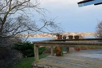 Image de Charming Lakefront 3-bedroom house with water access in enchanting Montauk