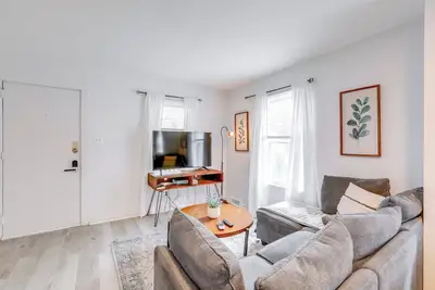 Image de Walk to Campus & Palmer Square: Dtwn Townhome