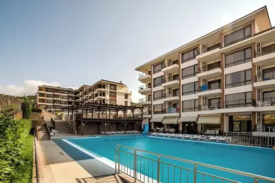 Image de Cozy studio with Ac, WiFi, and swimming pools in welcoming Sveti Vlas