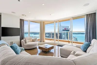 Image de Qv Stays Luxury Suite with Views Galore