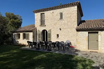 Image de Mas des Sauges pour 15 personnes avec piscine de 25m et espaces aquatiques