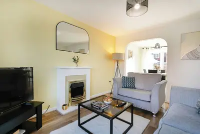 Image de Spacious 4 Bed House for Contractors – Parking • Wi-Fi • Lincoln