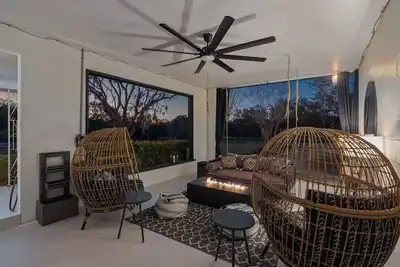 Image de Welcome to Casa Tallman – Your Exclusive 3-Acre Private Retreat!