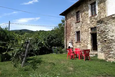 Image de Maison de vacances 'Ca' Rionda' avec vue sur la montagne, jardin privé et Wi-Fi
