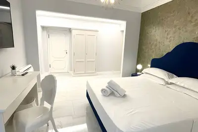Auberge 'Suite Astra' avec Wi-Fi et climatisation