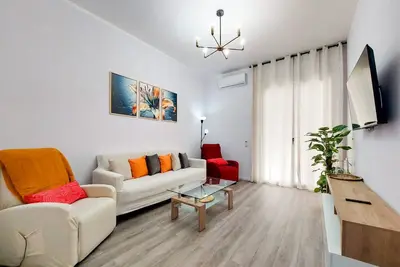 Guest House - Vivamus Large and Elegant apartment