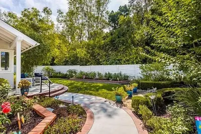 Image de Welcoming 3-bedroom house in Irvine