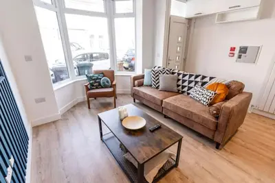 Image de Oving | 6 Bedroom | 6 En-suite