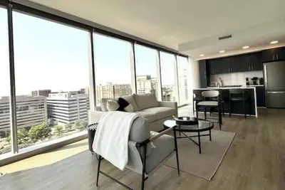 Image de Luxurious Retreat Prime Location