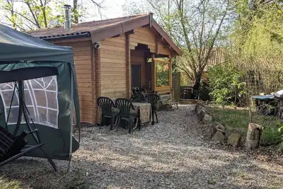 Image de Comfort lake house directly on the lake in the middle of nature with a large distance to the neighbor