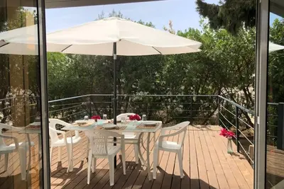 Image de Appartement-terrasse. A 5mn de l'aéroport. Toutes commodités à proximité!