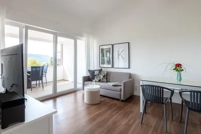 Image de Appartement '5' avec jardin partagé, balcon et Wi-Fi