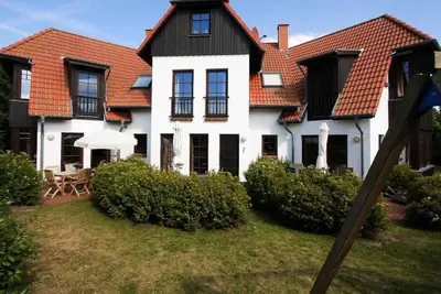 Image de Vacation home \"Windflüchter, Landhaus Haven Höövt\"